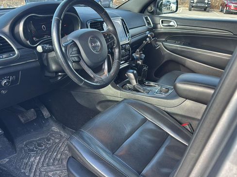 Used 2020 Jeep Grand Cherokee Limited image 13