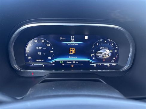 Used 2023 Chevrolet Tahoe LT w/ Luxury Package AWD/4WD image 11