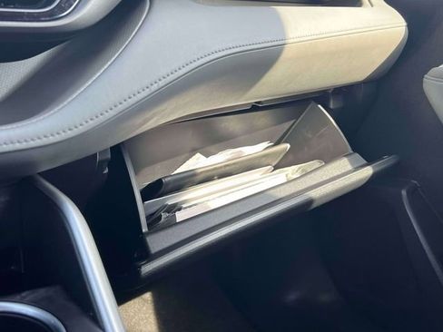 Used 2023 Toyota Highlander XLE image 31