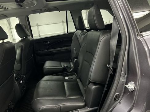 Used 2021 Honda Pilot Elite image 25