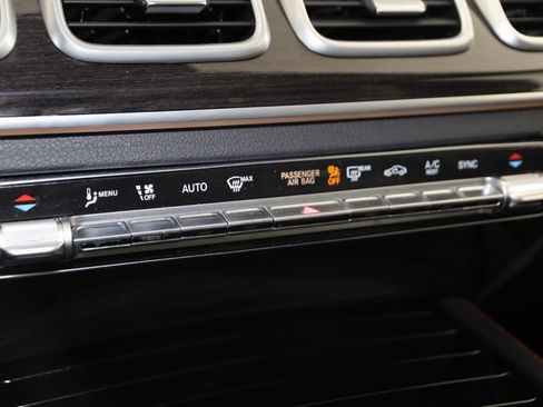 Used 2022 Mercedes-Benz GLE 53 AMG 4MATIC w/ 3rd Row Seat Package image 34