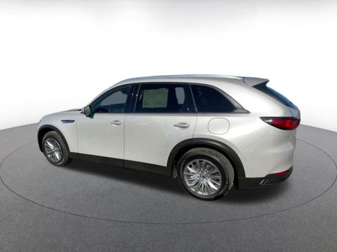 Used 2025 MAZDA CX-90 3.3 Turbo w/ Preferred Package image 8