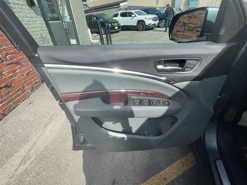 Used 2016 Acura MDX SH-AWD image 12