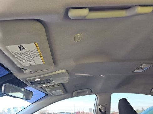 Used 2025 Toyota Camry LE image 11