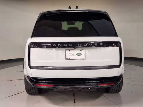 Used 2025 Land Rover Range Rover Autobiography AWD/4WD image 10
