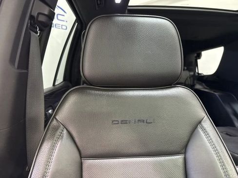Used 2021 GMC Yukon Denali w/ Denali Premium Package RWD image 29