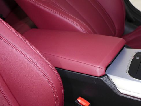 Used 2023 BMW i4 eDrive40 image 16