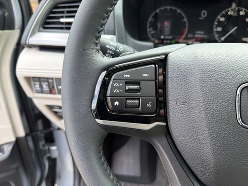 Certified 2026 Honda Odyssey EX-L image 15