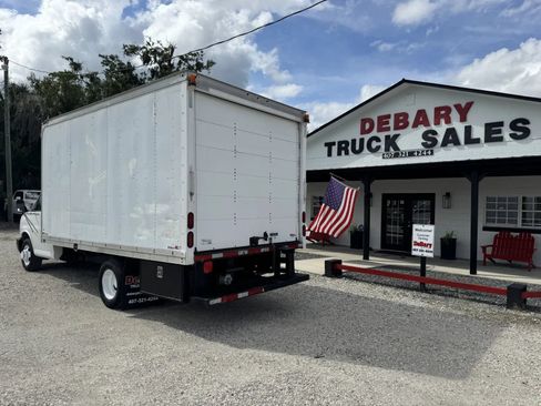 Used 2007 Chevrolet Express 3500 RWD image 4