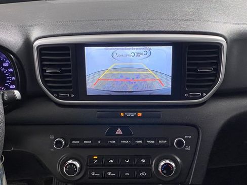 Used 2020 Kia Sportage LX AWD/4WD image 22