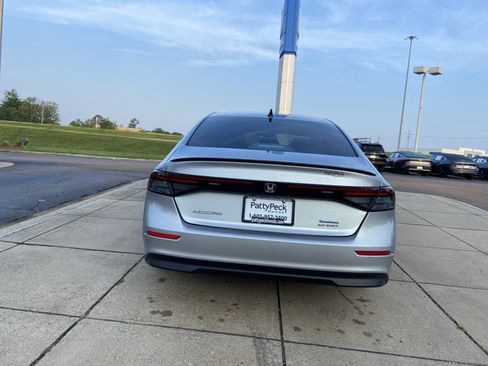 Used 2024 Honda Accord Sport image 10