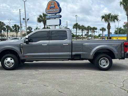 Used 2024 Ford F350 Platinum AWD/4WD image 2