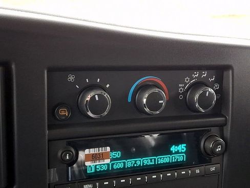 New 2025 Chevrolet Express 2500 Work Van w/ Driver Convenience Package image 10