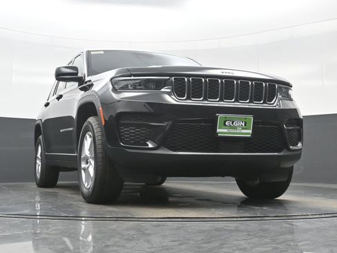 New 2026 Jeep Grand Cherokee Laredo AWD/4WD image 17
