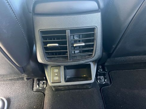 Used 2025 Kia Seltos S FWD image 23