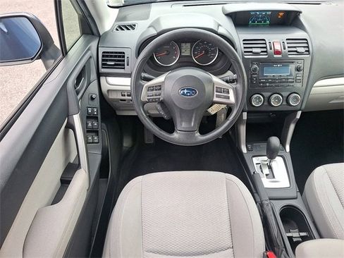 Used 2015 Subaru Forester 2.5i Premium w/ All-Weather Package image 11