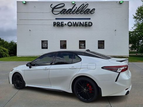 Used 2021 Toyota Camry XSE image 5