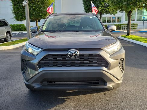 Used 2023 Toyota RAV4 XLE FWD image 4