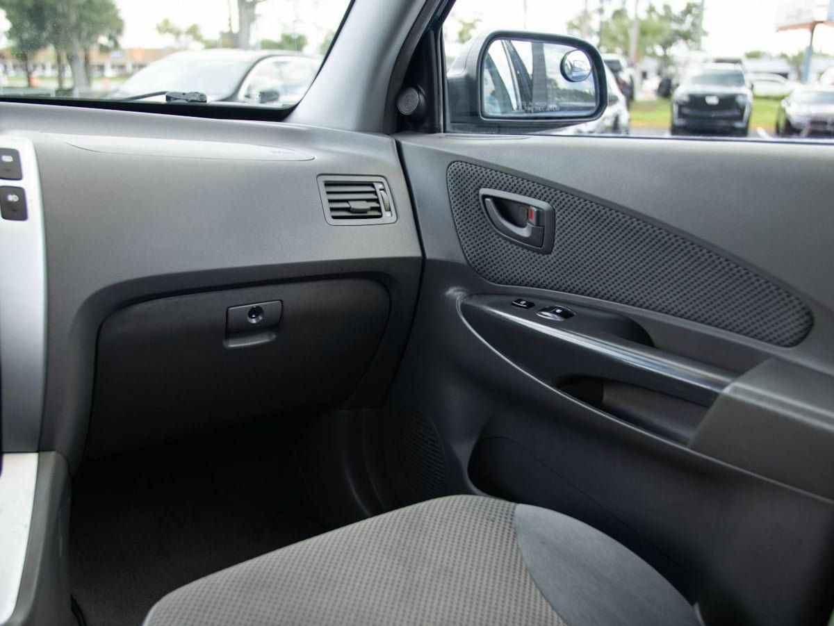 Used 2006 Hyundai Tucson Limited FWD image 29
