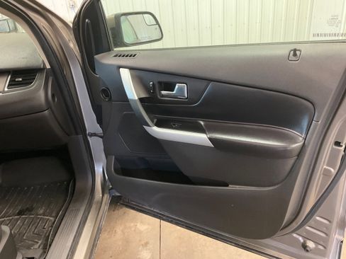 Used 2013 Ford Edge SEL AWD/4WD image 26