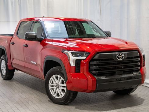 Used 2025 Toyota Tundra SR5 image 1