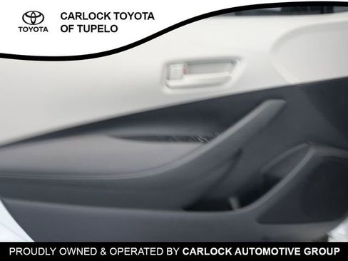 Used 2025 Toyota Corolla LE FWD image 25