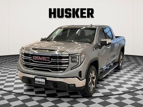 Certified 2024 GMC Sierra 1500 SLT w/ SLT Premium Plus Package AWD/4WD image 4