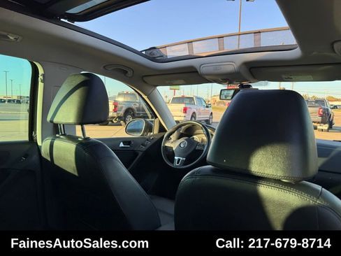 Used 2017 Volkswagen Tiguan SEL image 71