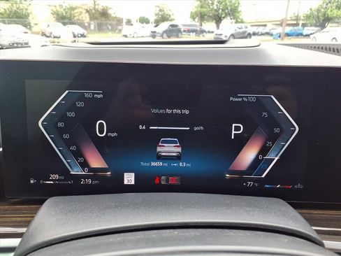 Used 2025 BMW X5 sDrive40i w/ Premium Package image 17