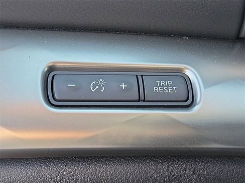 Certified 2023 Nissan Maxima SV w/ Floor Mat Group image 15