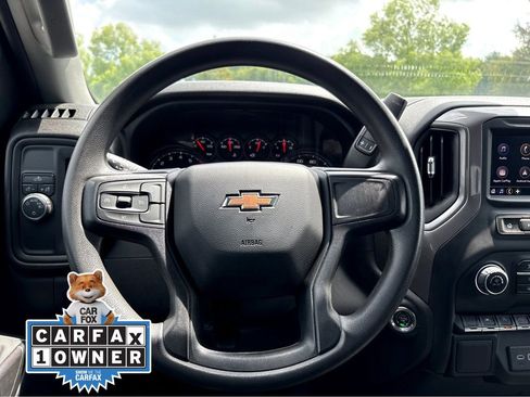 Used 2024 Chevrolet Silverado 1500 Custom RWD image 2