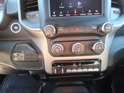 Used 2021 RAM 3500 Tradesman w/ Chrome Appearance Group AWD/4WD image 24