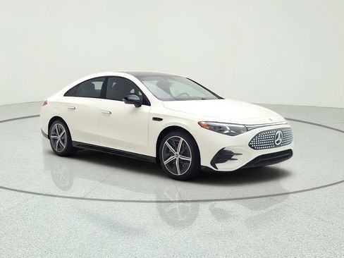 New 2027 Mercedes-Benz CLA 250+ image 3