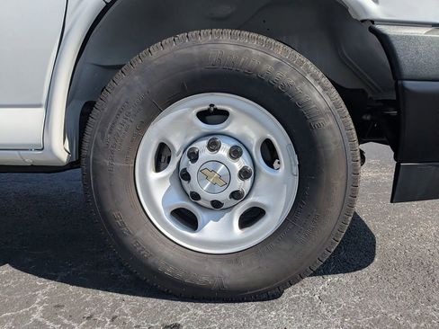 New 2025 Chevrolet Express 2500 w/ Driver Convenience Package image 11