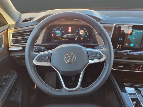 New 2026 Volkswagen Atlas SE image 34