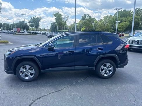 Used 2025 Toyota RAV4 XLE FWD image 10