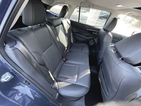 Used 2023 Subaru Outback Limited image 28