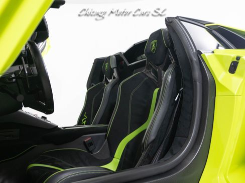 Used 2016 Lamborghini Aventador LP 750-4 Superveloce AWD/4WD image 21