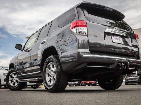 Used 2013 Toyota 4Runner SR5 w/ Convenience Pkg AWD/4WD image 2