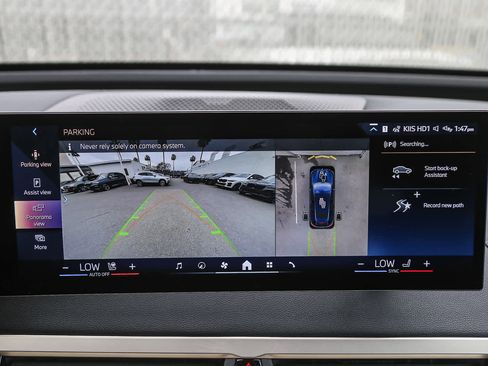 Used 2025 BMW iX xDrive50 w/ Premium Package image 19