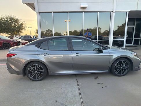 Used 2026 Toyota Camry XSE w/ Premium Plus Package FWD image 5
