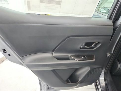 New 2026 Nissan Kicks S image 31