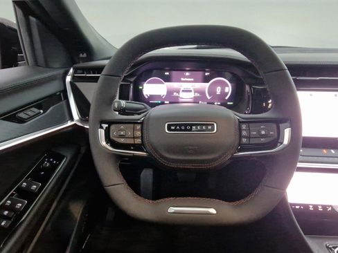 New 2025 Jeep Wagoneer Limited image 10