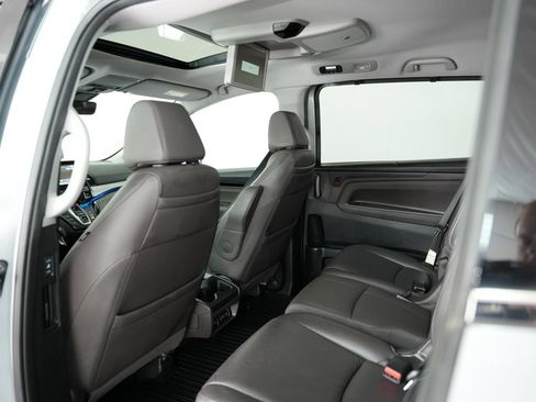 Used 2019 Honda Odyssey Elite image 34