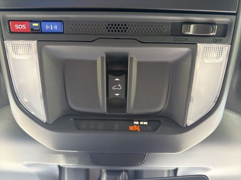 Certified 2025 Subaru Forester Touring AWD/4WD image 24