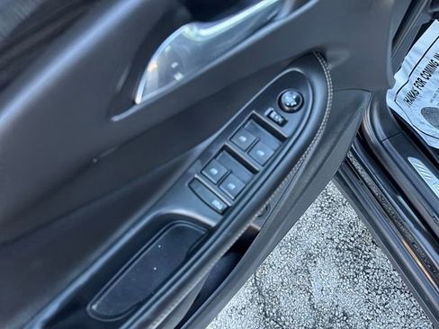 Used 2017 Buick Envision Essence image 11