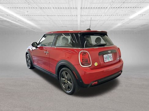 Certified 2024 MINI Cooper SE image 3