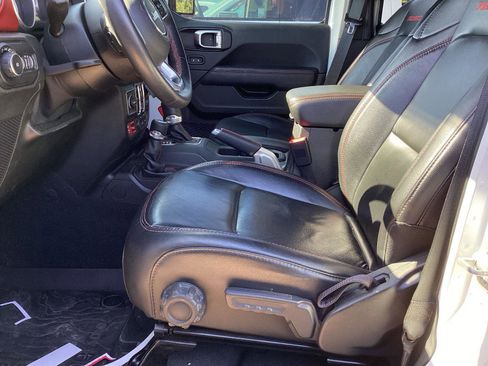 Used 2018 Jeep Wrangler Unlimited Rubicon AWD/4WD image 10