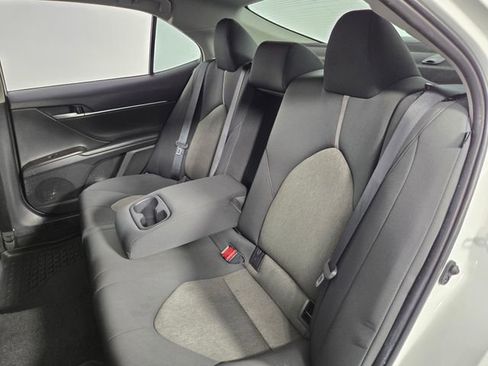 Used 2024 Toyota Camry LE FWD image 17