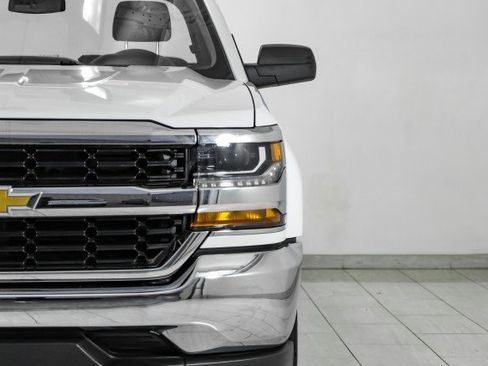 Used 2018 Chevrolet Silverado 1500 W/T w/ WT Fleet Convenience Package image 34